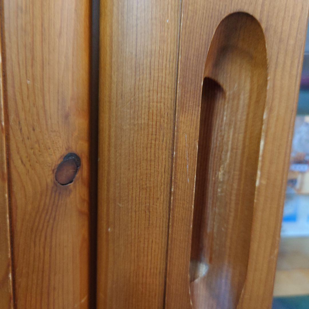 ガラスキャビネット