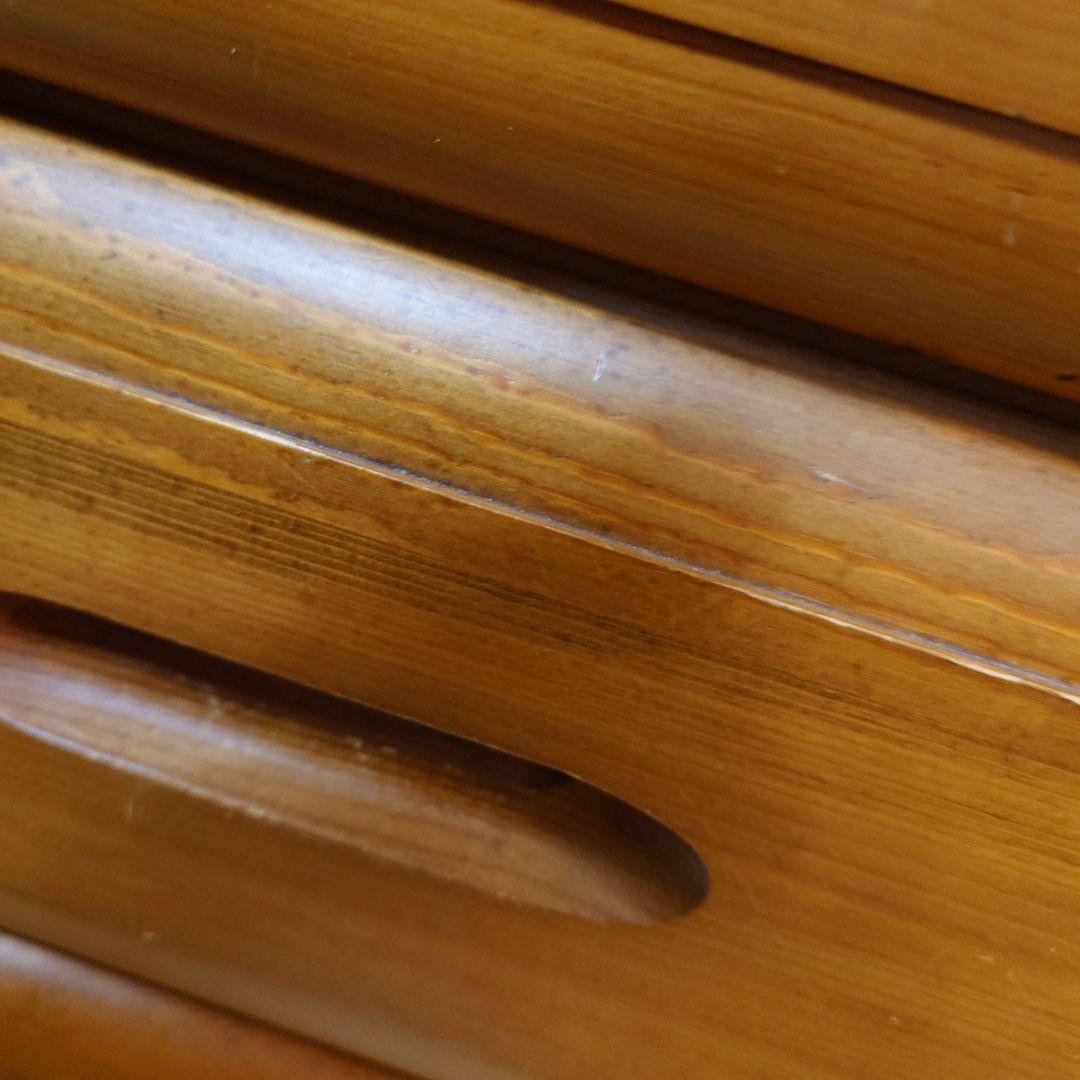 ガラスキャビネット