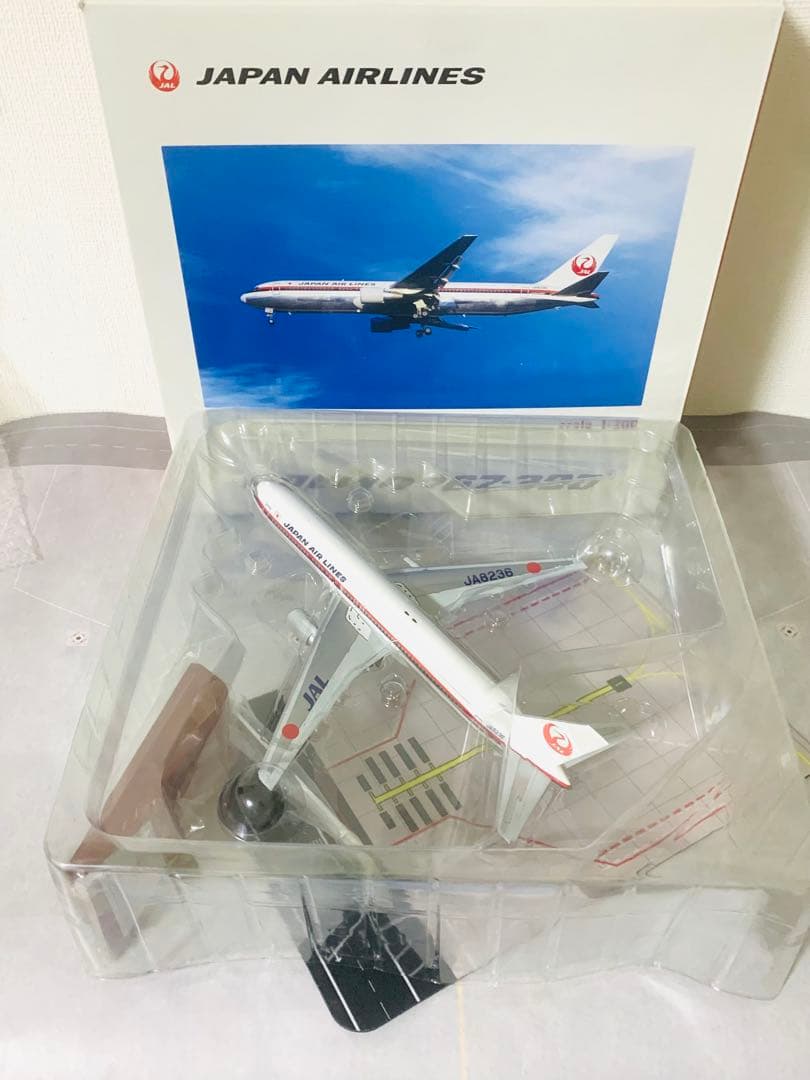 昭和ろく様専用お纏め‼️日航初代2代目鶴丸塗装機2機セット(767と