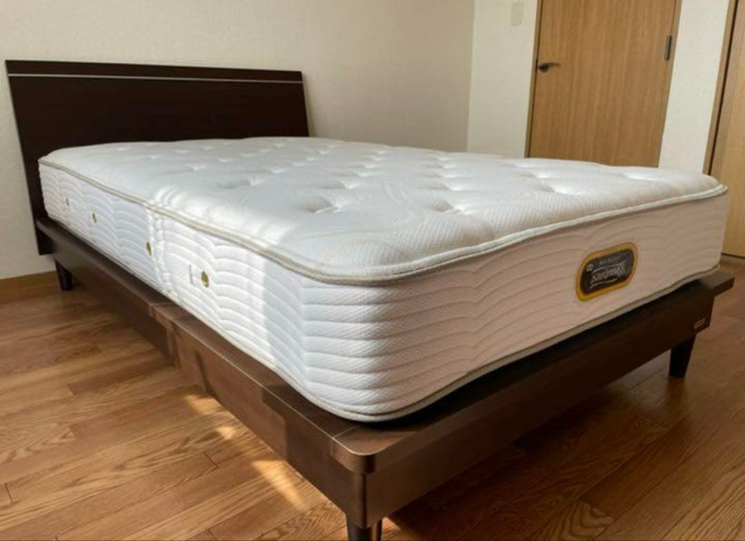 シモンズ ビューティレストプレミアム ゴールデンバリュー最新モデル 羊毛パッド付