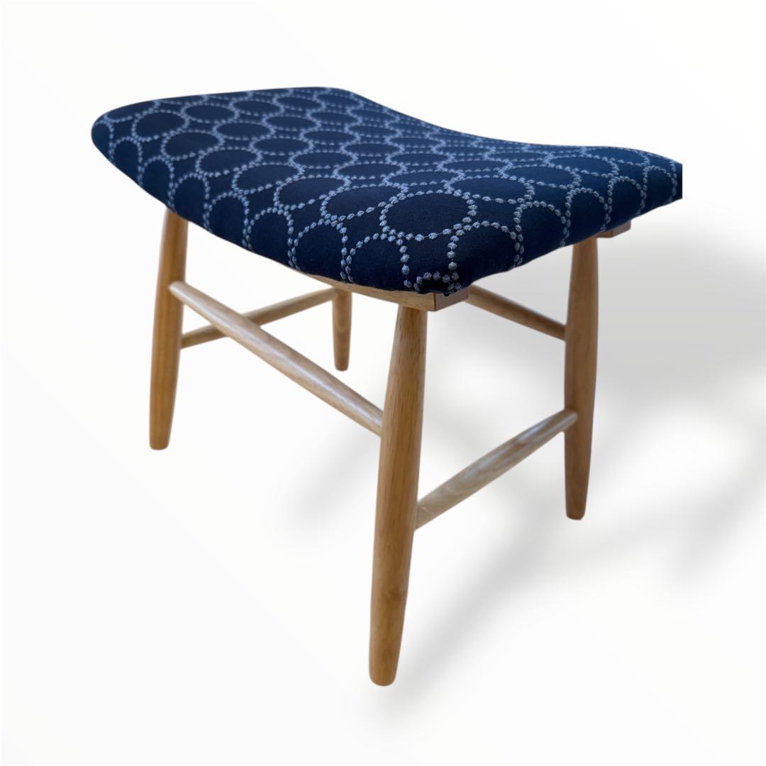 ミナペルホネン生地使用スツール　オットマン　イス　チェア　椅子　家具　インテリア