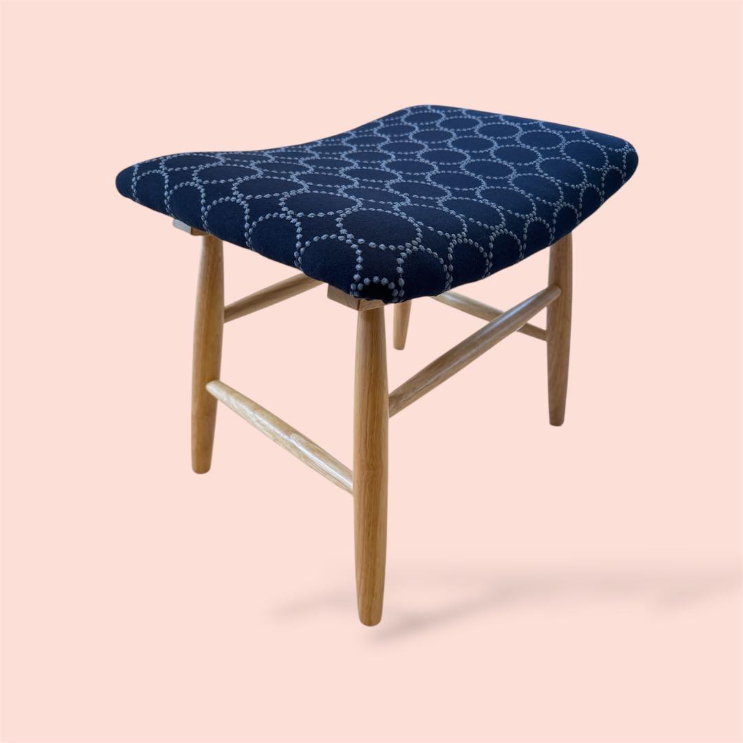 ミナペルホネン生地使用スツール　オットマン　イス　チェア　椅子　家具　インテリア