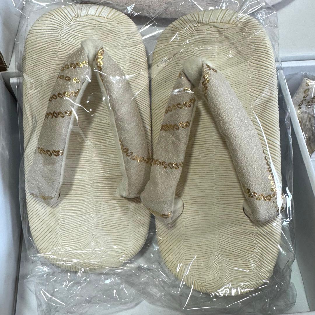 utataneひよこ商店　七五三３歳用被布コートセット 男の子 ベージュ金彩墨黒