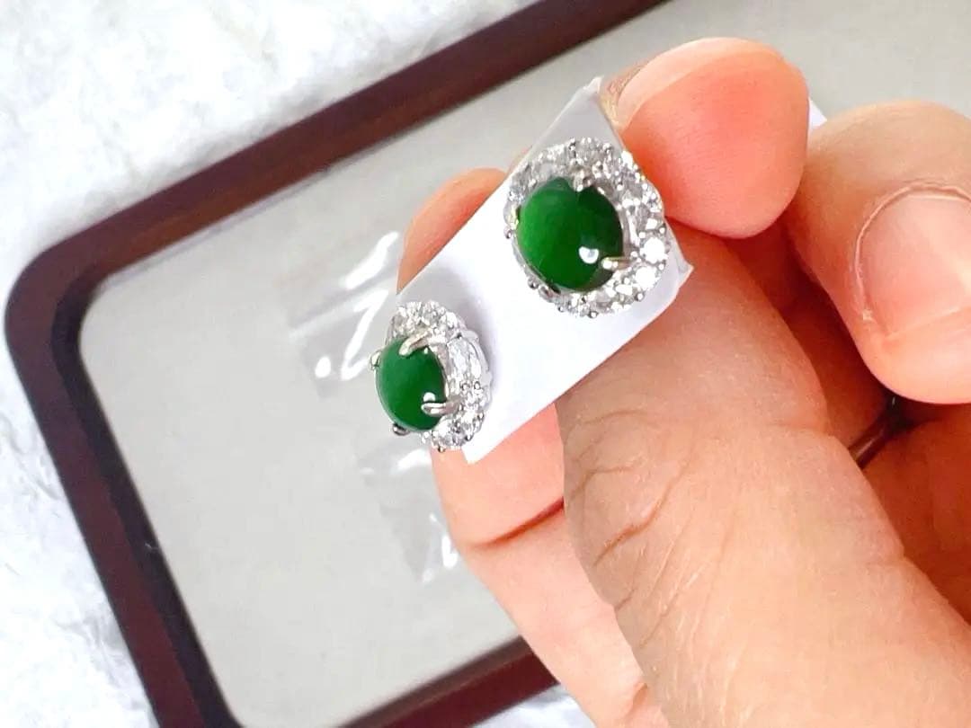 本翡翠グアテマラ産 氷辣緑帝王緑S925シルバーイヤリング NGTC鑑定