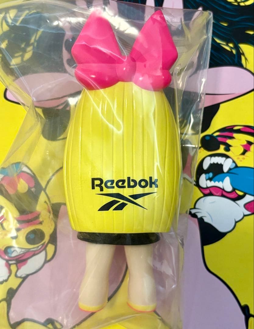 新品未使用 にぎるちゃんソフビ Reebokコラボ リーボック フィギュア