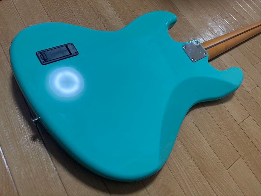 生産終了 Fender JINO Jazz Bass Seafoam Green - メルカリ