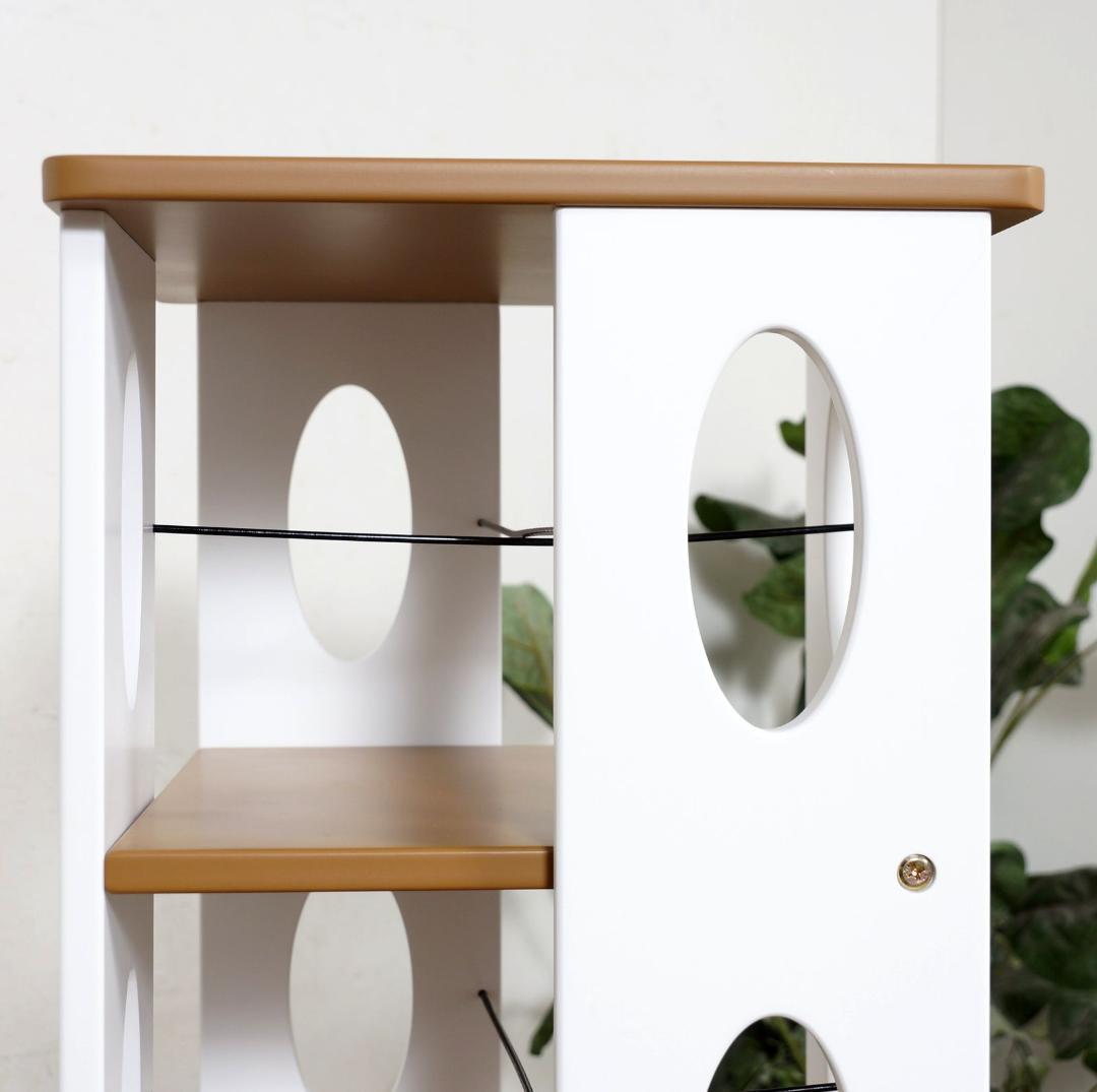 組み立て不要　完成品!　　回転式　本棚　ブックシェルフ　DVD ラック　5段