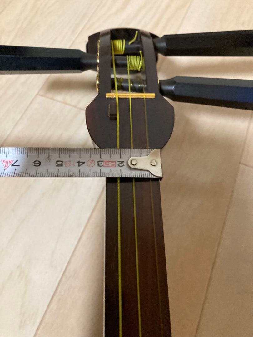 三味線　皮破れあり　ハードケース付き