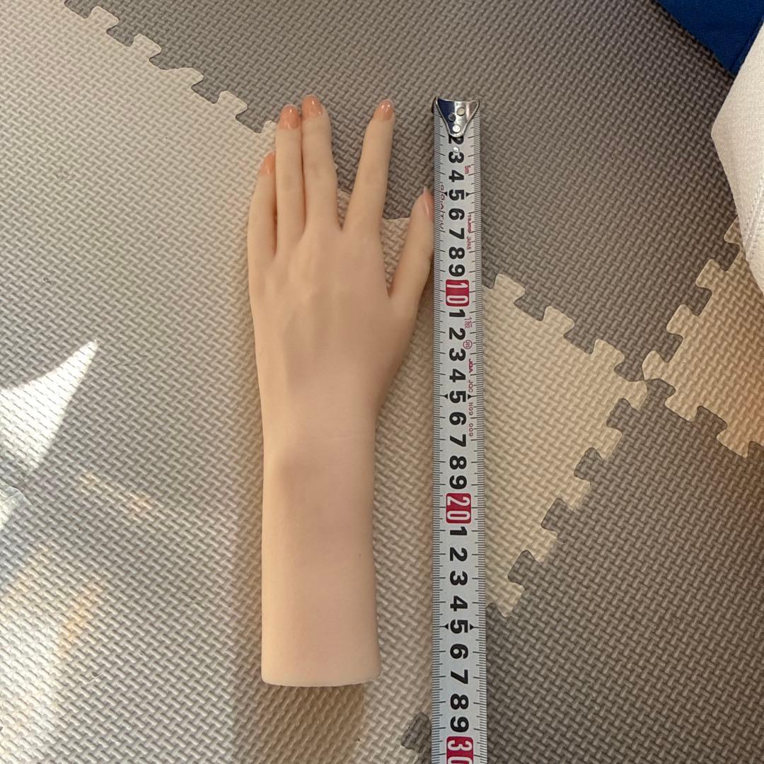 【新品】ネイルアート用手モデル 肌色骨折あり左手　指輪ブレスレット用モデル手
