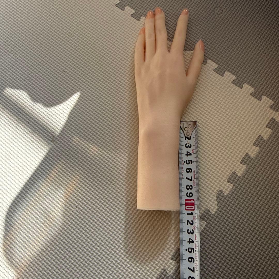 【新品】ネイルアート用手モデル 肌色骨折あり左手　指輪ブレスレット用モデル手