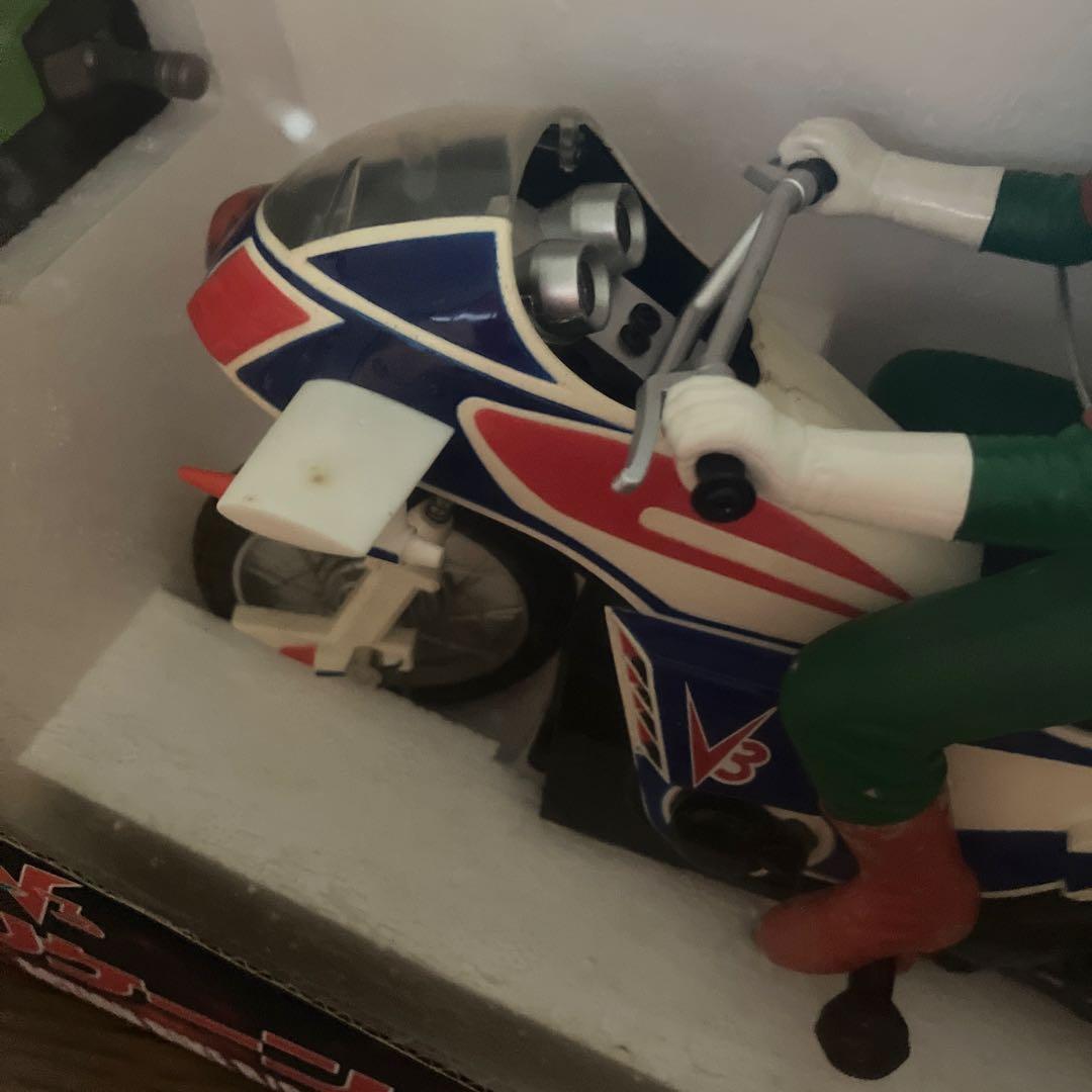 BANDAI 仮面ライダーV3 ハリケーン 27MHz R/C