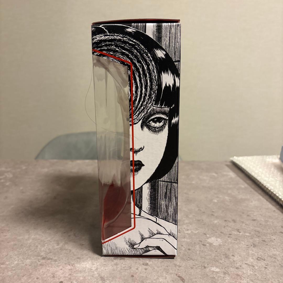 新品　伊藤潤二　うずまき UZUMAKI AZAMI VINYL FIGURE