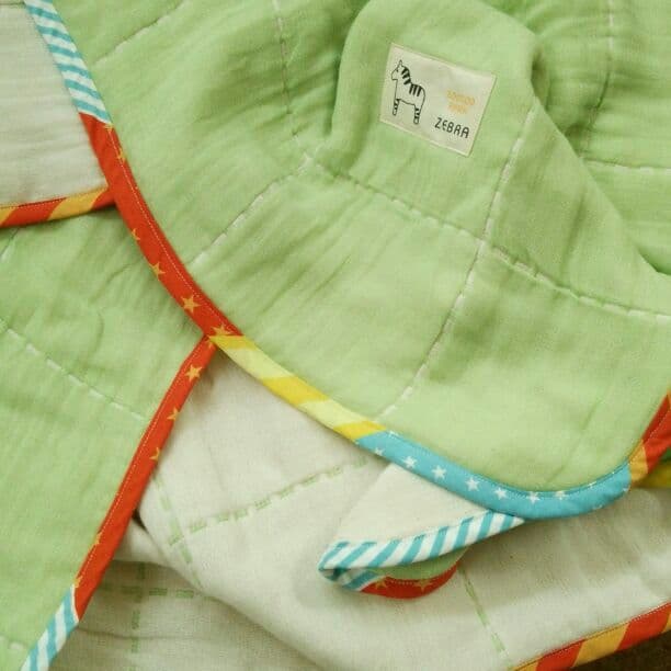 70*90☆colorキナリグリーン☆パイピングガーゼケット