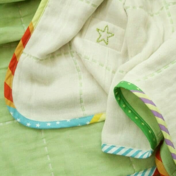 70*90☆colorキナリグリーン☆パイピングガーゼケット