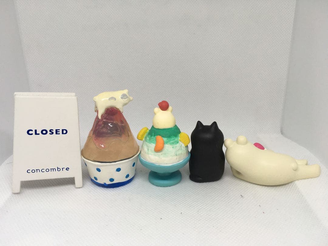 コンコンブル　かき氷　しろくま　黒猫