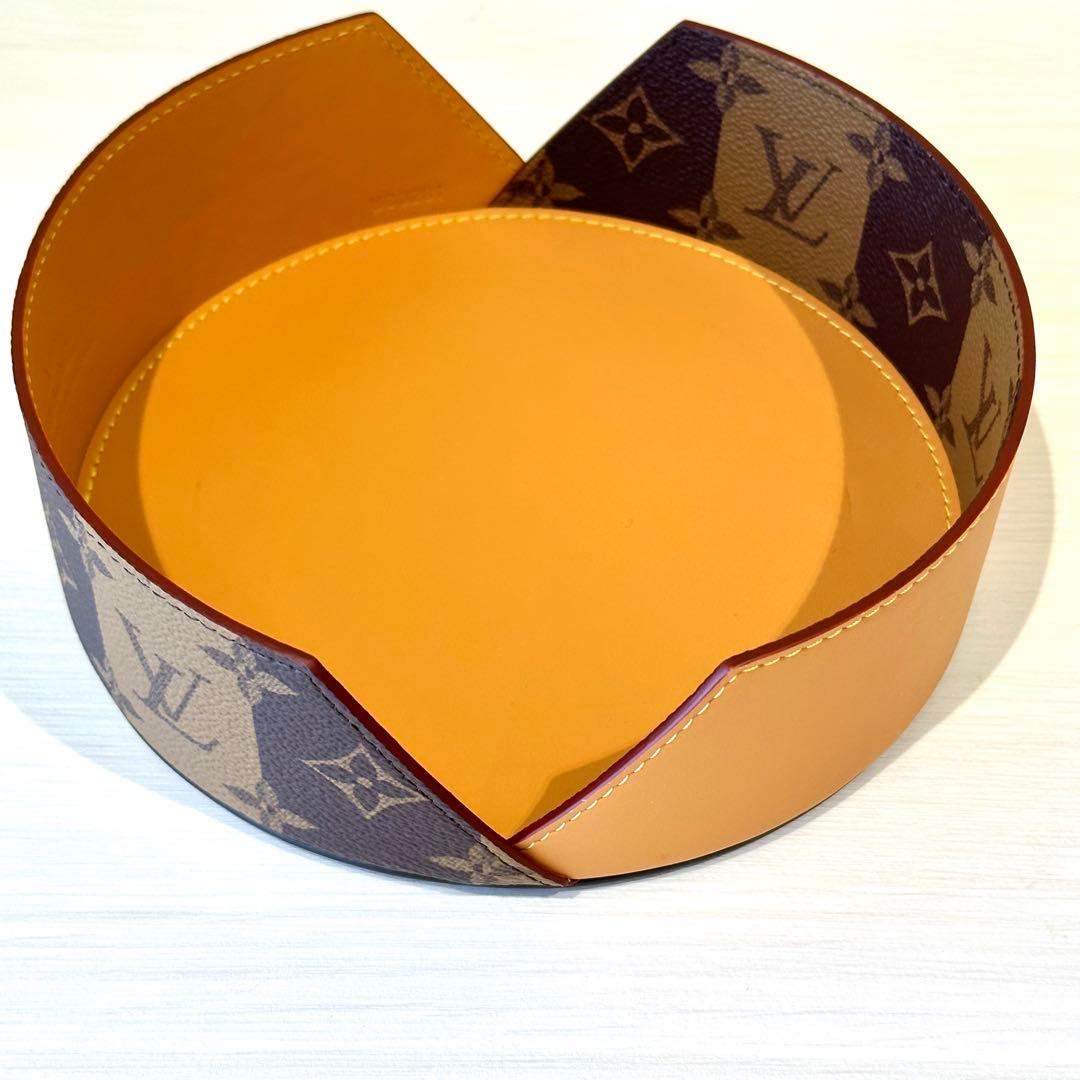 【新品/未使用】ルイ・ヴィトン NIGOコラボ アシェット4 GI0729