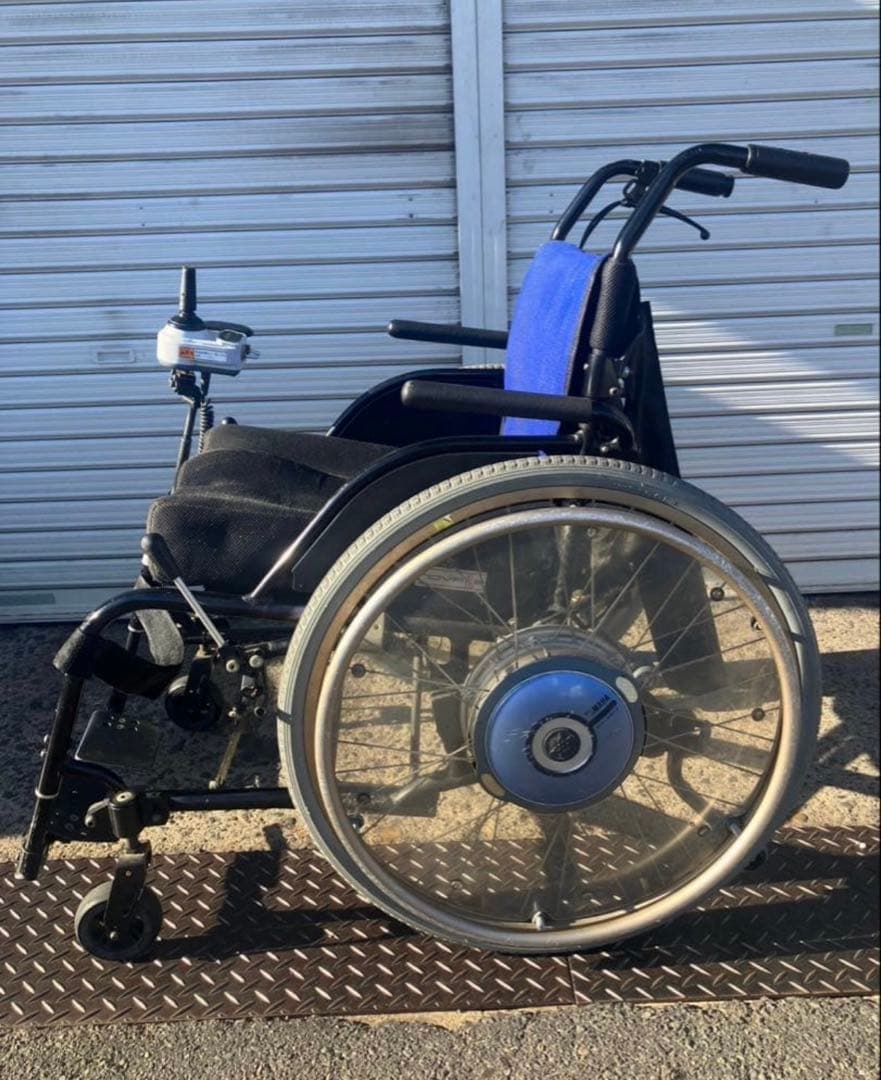 電動車椅子YAMAHA バッテリー2個　充電器付　ヤマハ　座面　座クッション