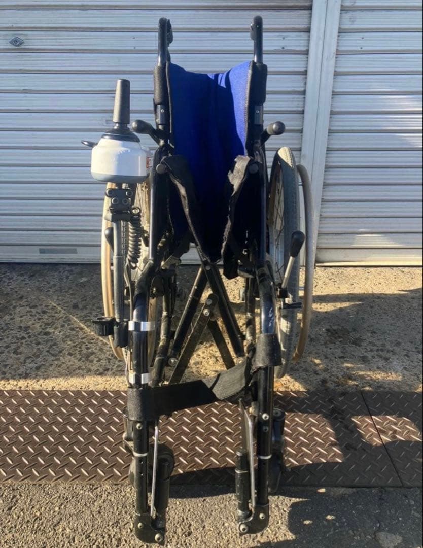 電動車椅子YAMAHA バッテリー2個　充電器付　ヤマハ　座面　座クッション