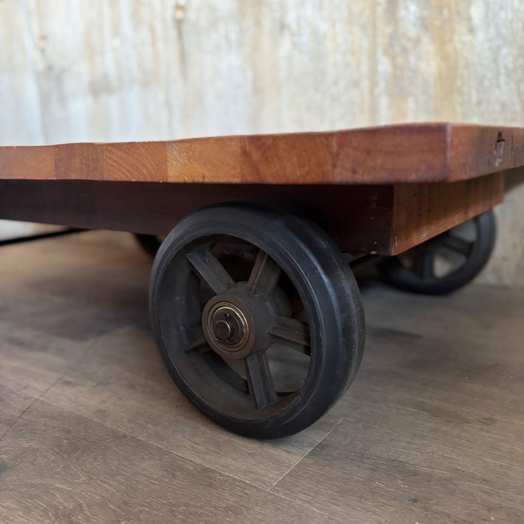 CRASH GATE 関家具　車輪付きローテーブル　センターテーブル