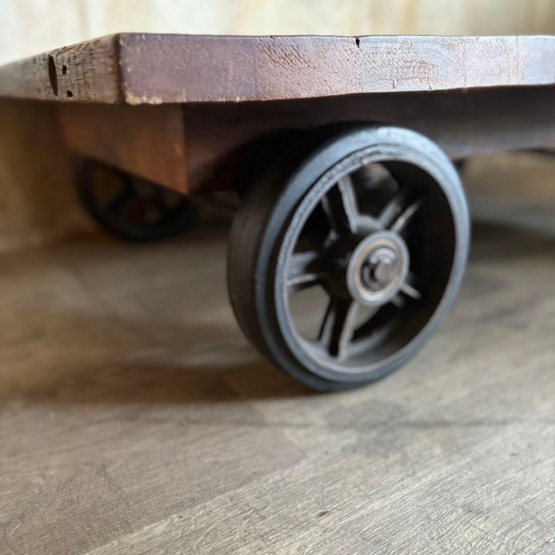 CRASH GATE 関家具　車輪付きローテーブル　センターテーブル