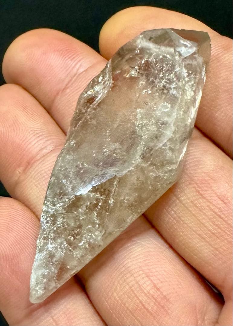 煙彩星矢　新潟産虹彩煙水晶