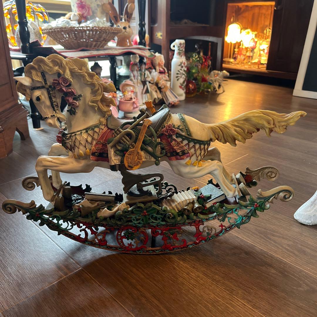 木馬　豪華　ゆらゆら揺れます^_^