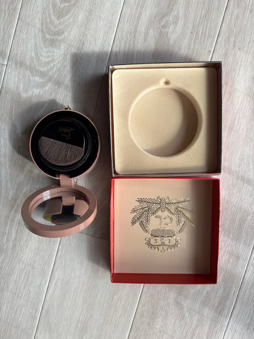 Christian Louboutin タンフェティッシュ ラプードル