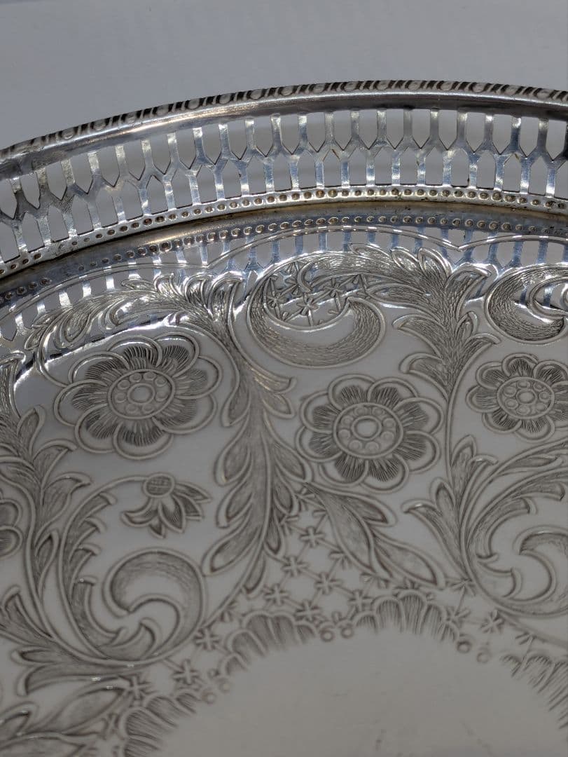 ☆b547、イギリス VINERS社 ラウンドトレイ アンティーク - メルカリ