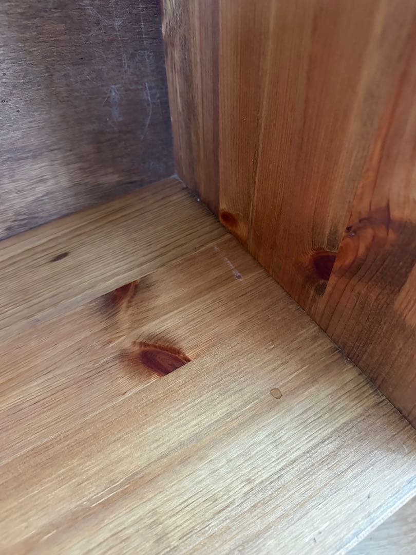 値下げ⭐︎木製ラック 星型カット扉付き