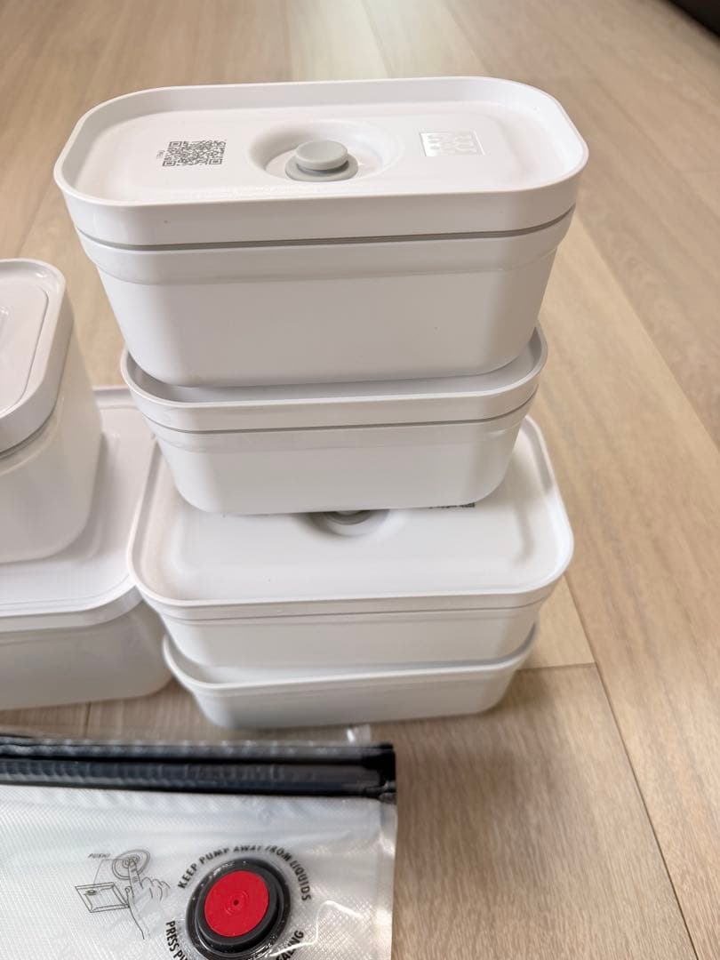 ツヴェリング　真空容器　セット　ポンプ付