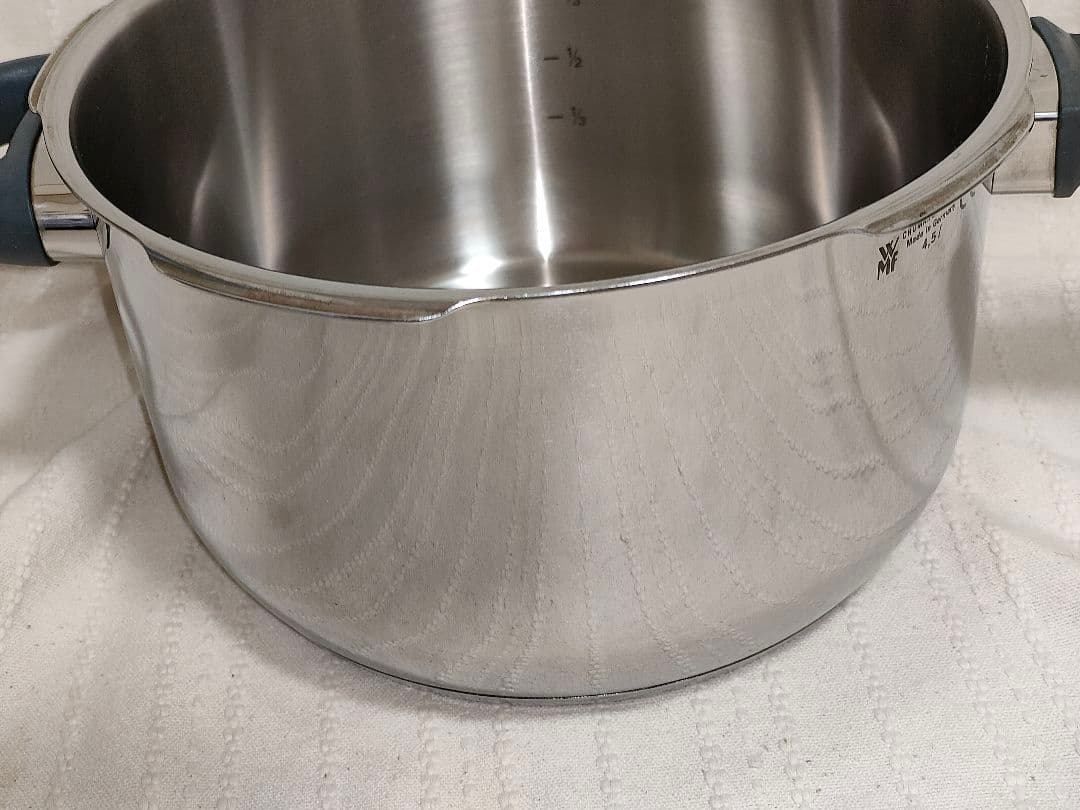WMF PERFECT PLUS ステンレス圧力鍋4.5L⚠パッキン無し商品