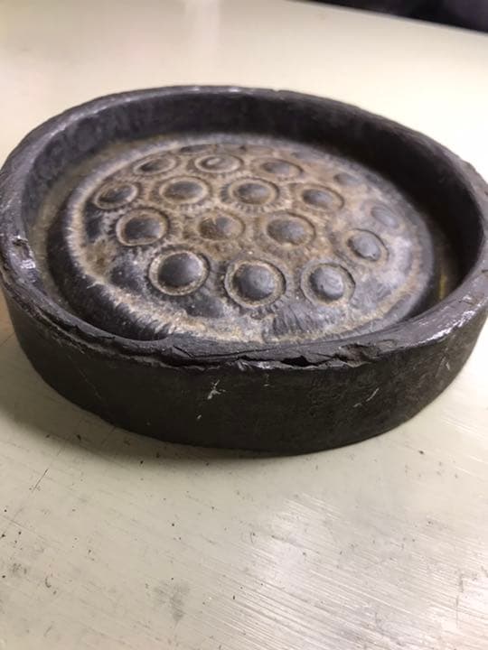 #A 古美術　骨董　鉄製　文鎮　レザークラフトの型