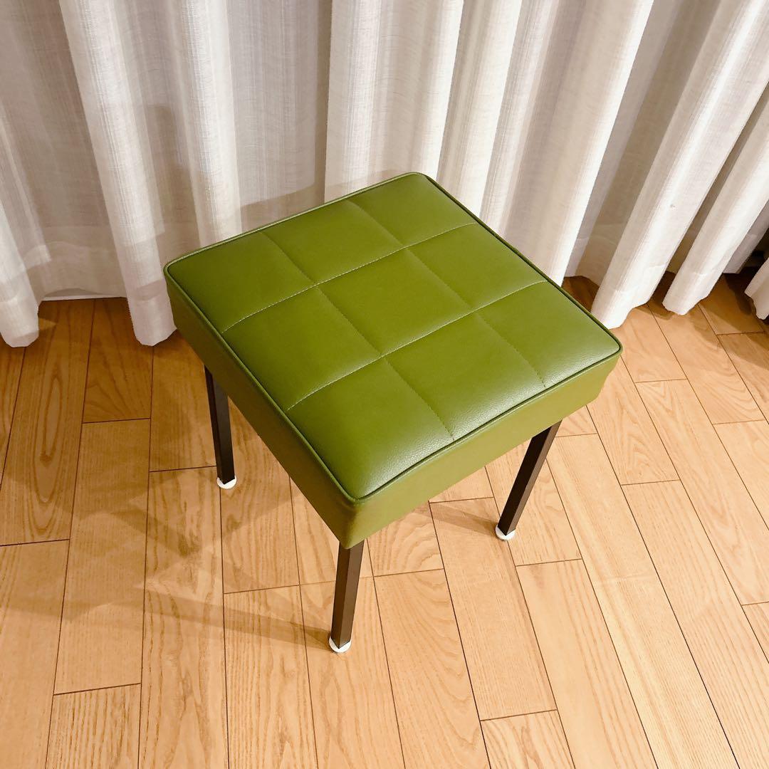 レトロ　スツール　アイアン　グリーン　緑　チェア　北欧アンティークに合う椅子