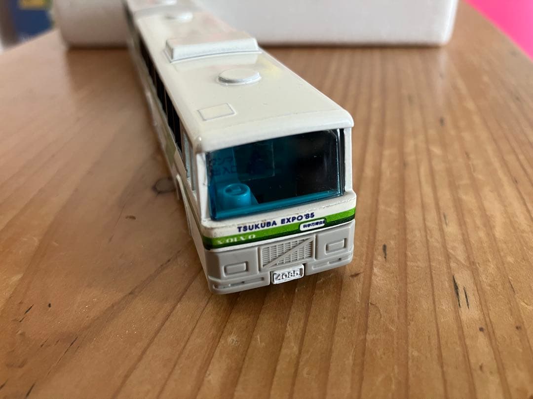 トミカ ロングトミカ L4 VOLVO EXPO'85