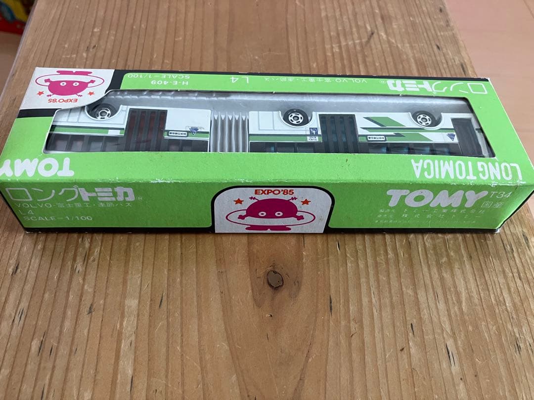 トミカ ロングトミカ L4 VOLVO EXPO'85