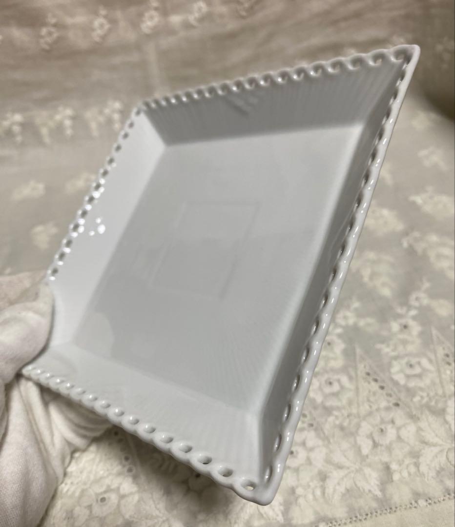 ロイヤルコペンハーゲン ホワイトフルーテッドフルレース スクエア14㎝ペア