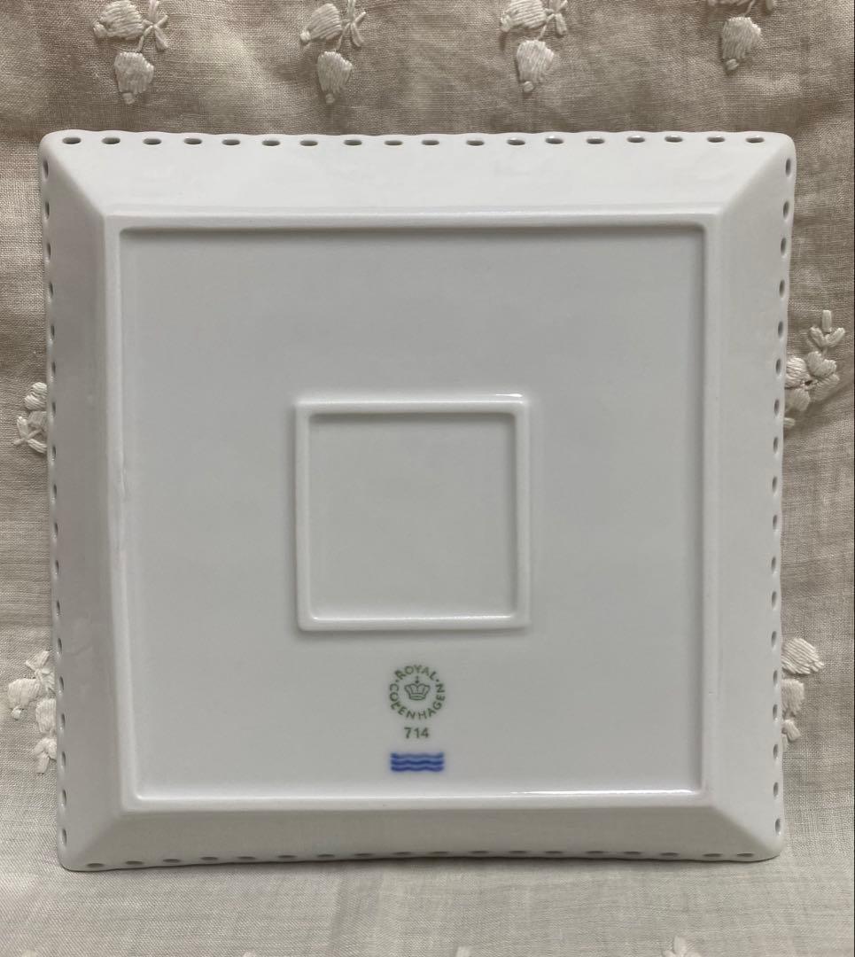 ロイヤルコペンハーゲン ホワイトフルーテッドフルレース スクエア14㎝ペア