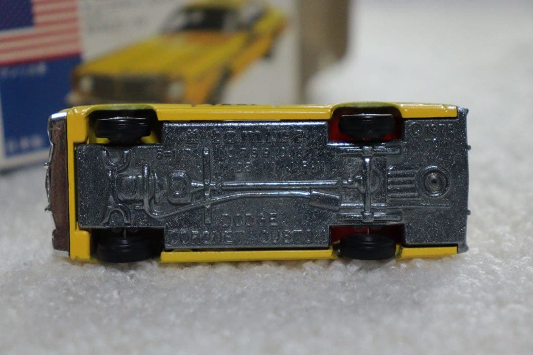 ダッジコロネット　カスタム　タクシー　日本製　トミカ　F18 青箱