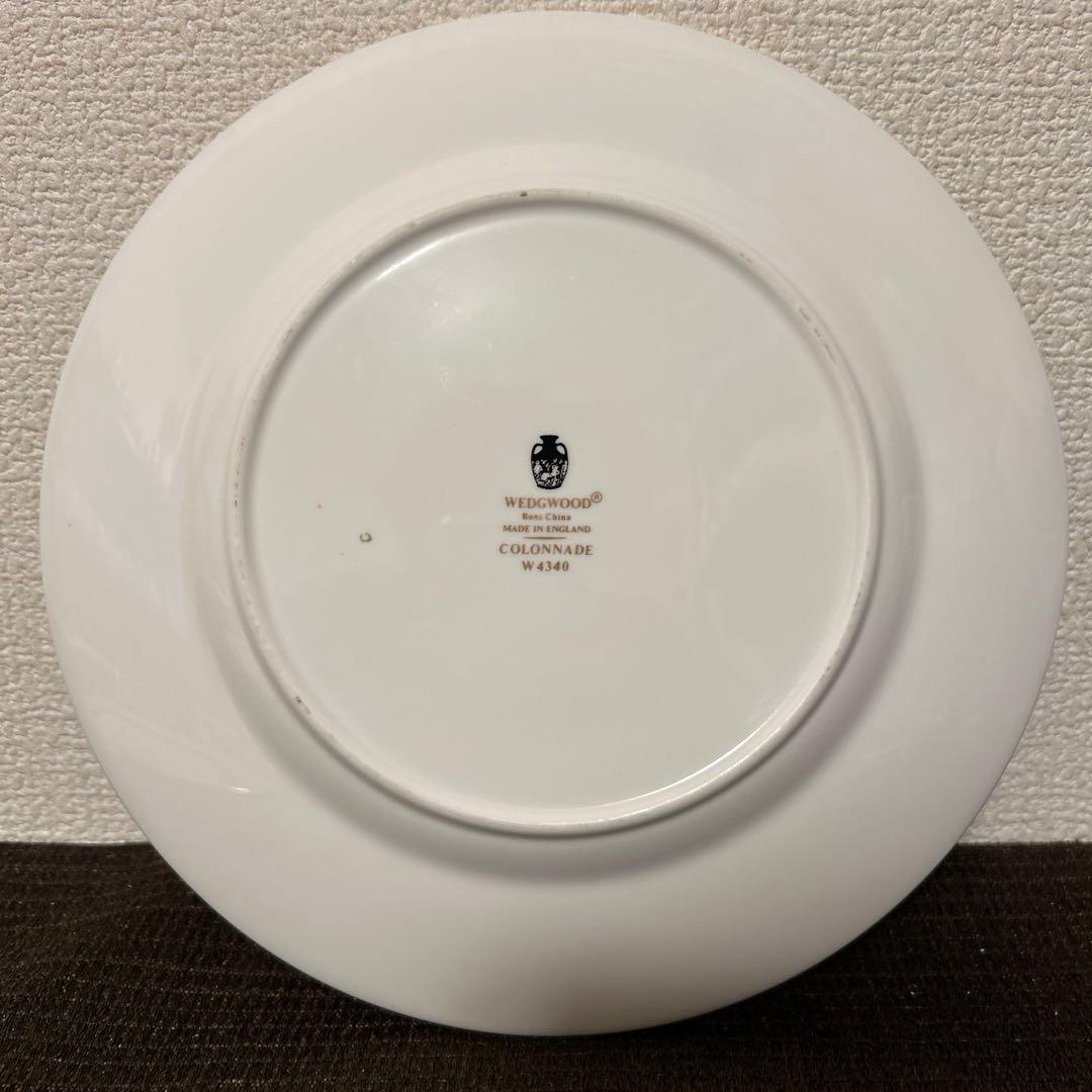 ウェッジウッド　コロネード　ブラック　デザートプレート　20.5cm