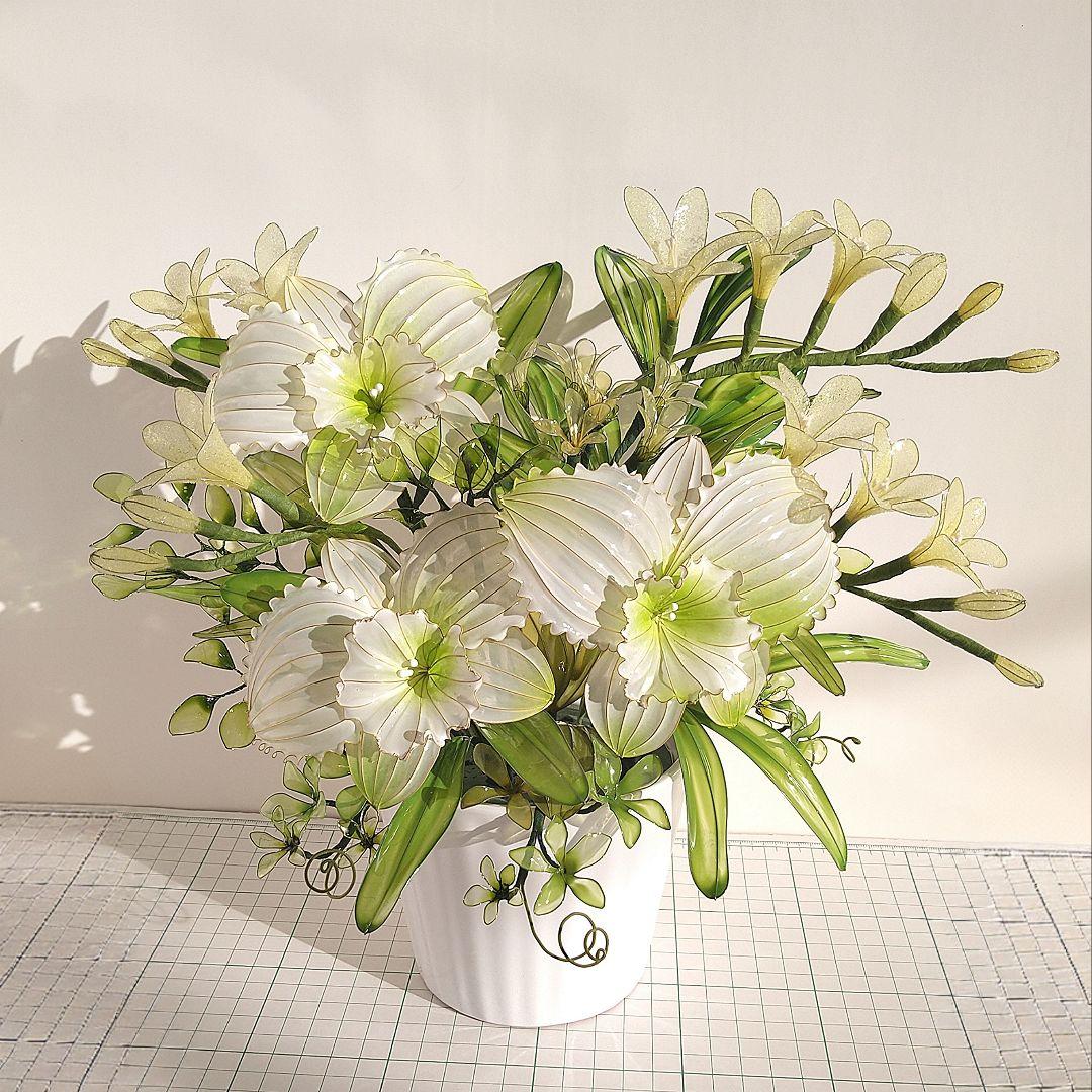 ✫姫空木☆彡 No.293とカトレアアレンジメント