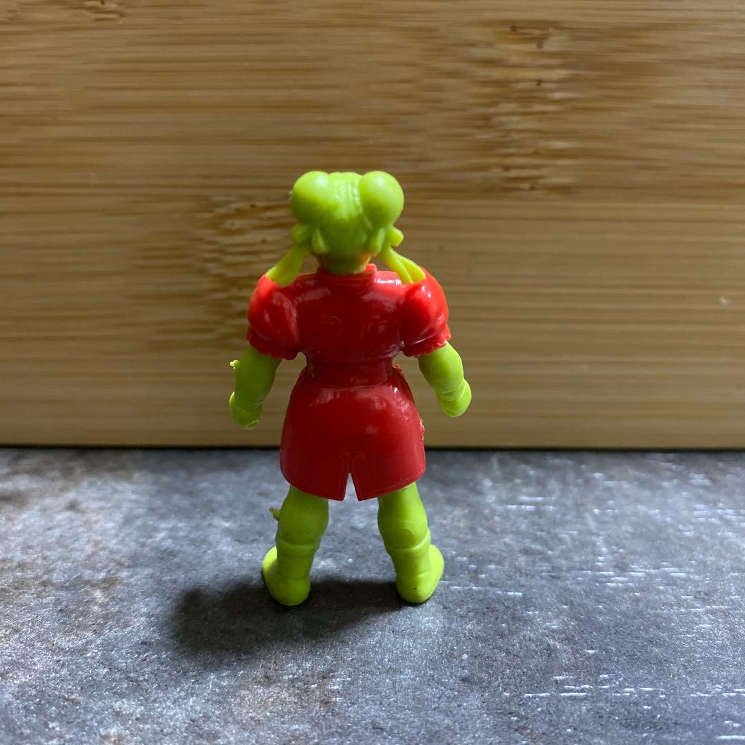 ストリートファイターII アクションクロス春麗 消しゴム クロスアップ