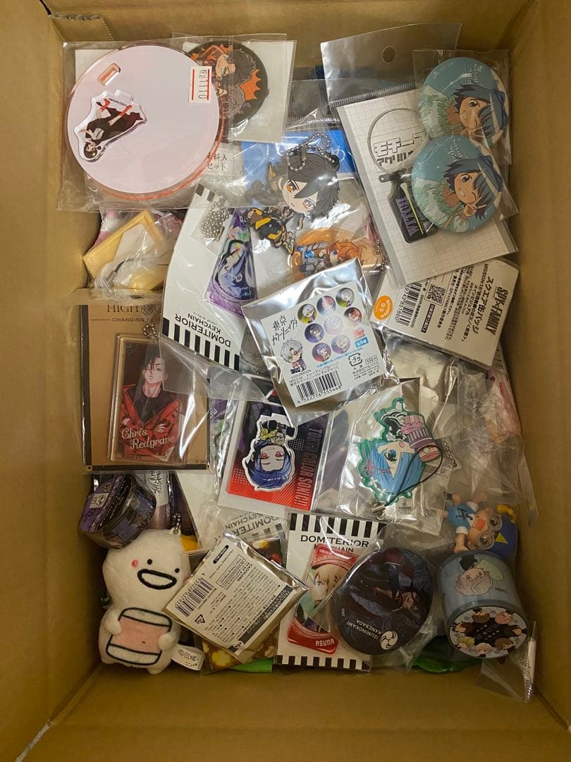 700点以上 100サイズ ノンジャンル アニメグッズ まとめ売り 9.1kg