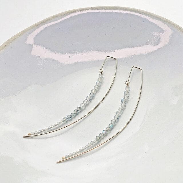 クリスタルピアス（グレーゴールド）