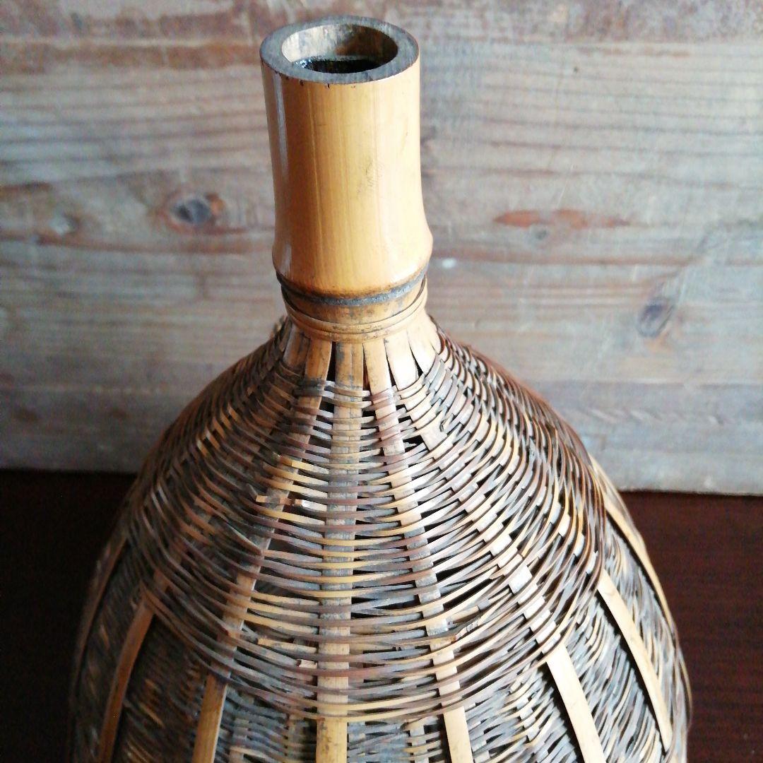 竹製円錐形掛花籠　24.2cm