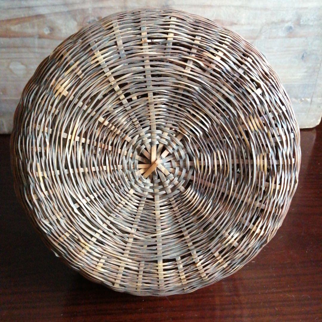 竹製円錐形掛花籠　24.2cm