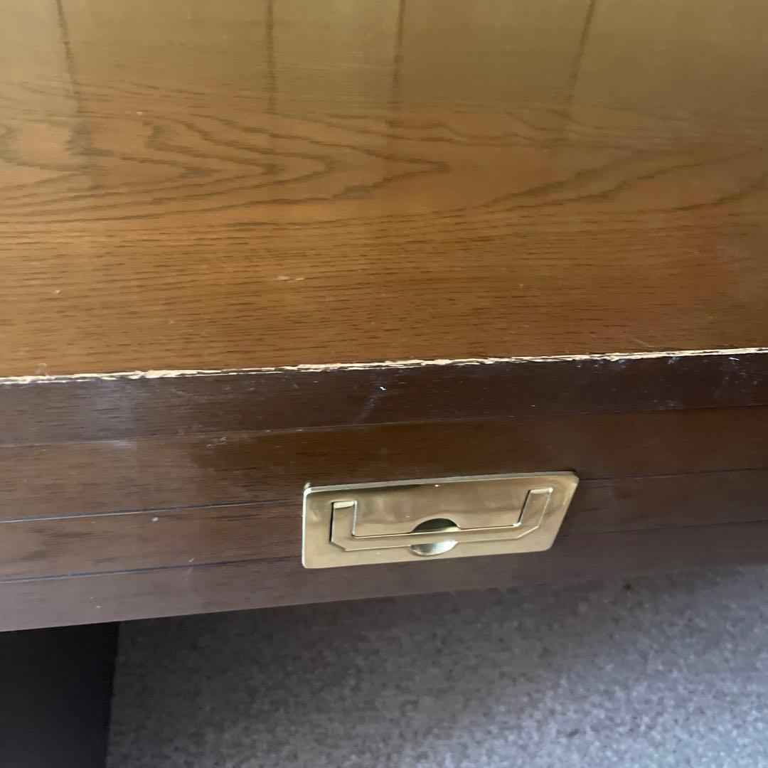 カリモク　ドマーニ