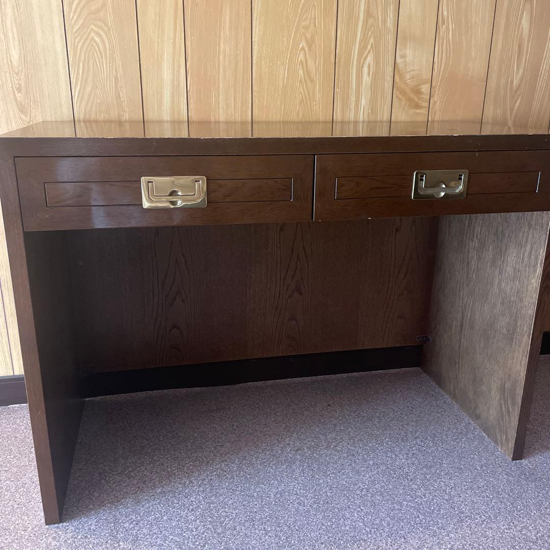 カリモク　ドマーニ