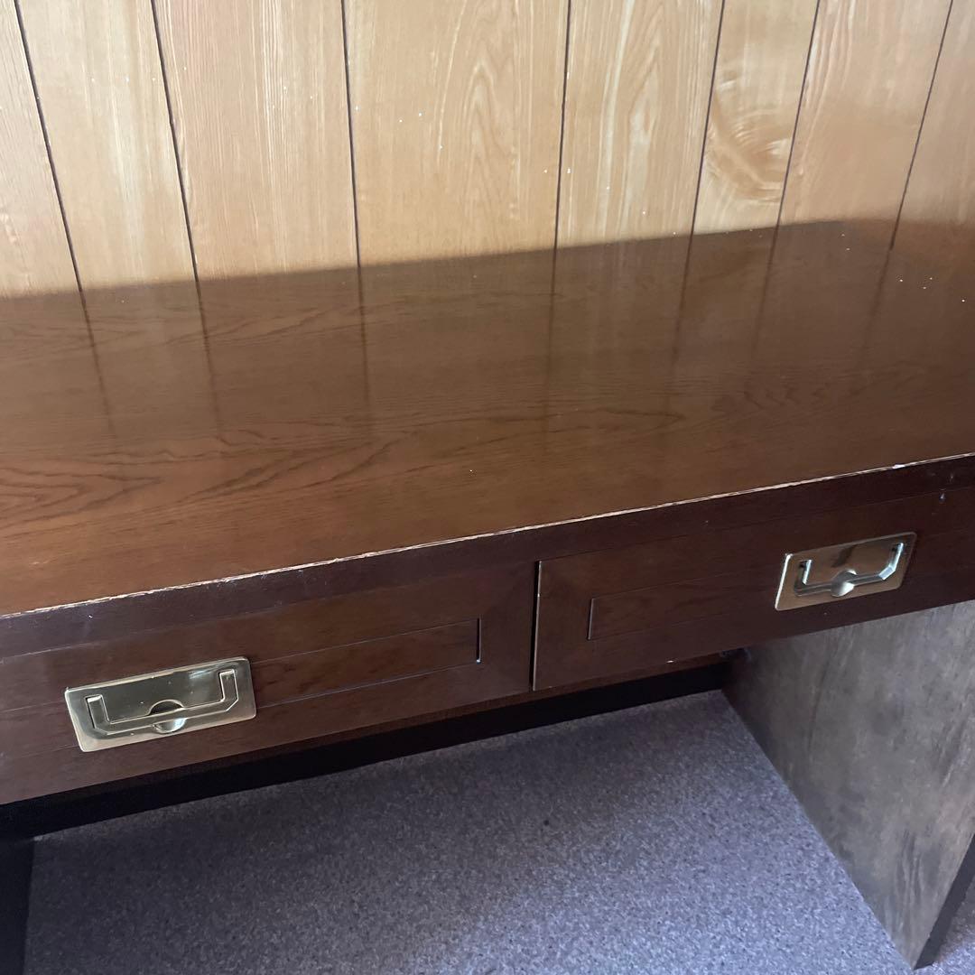 カリモク　ドマーニ