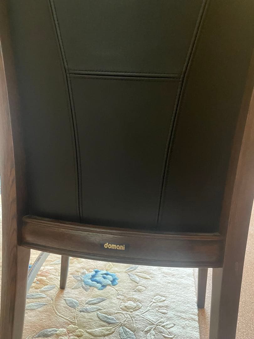 カリモク　ドマーニ