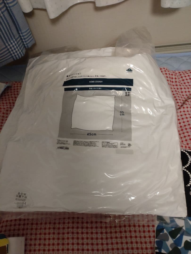 ミナペルホネンハンドメイド☆端切れ合わせのクッションカバー・ヌードクッション付き